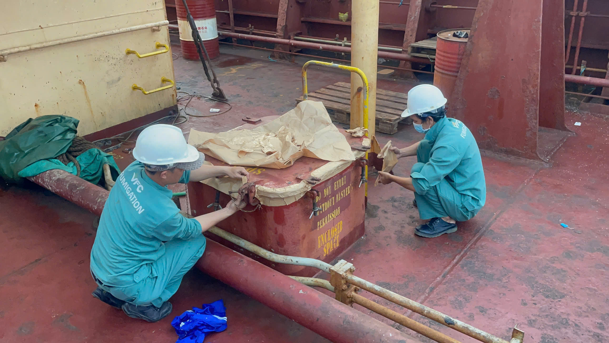 luu-y-khu-trung-hang-hoa